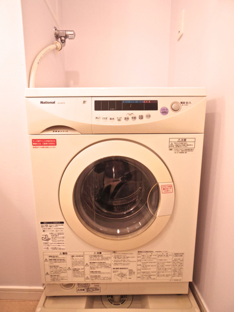 標準装備のドラム式洗濯乾燥機